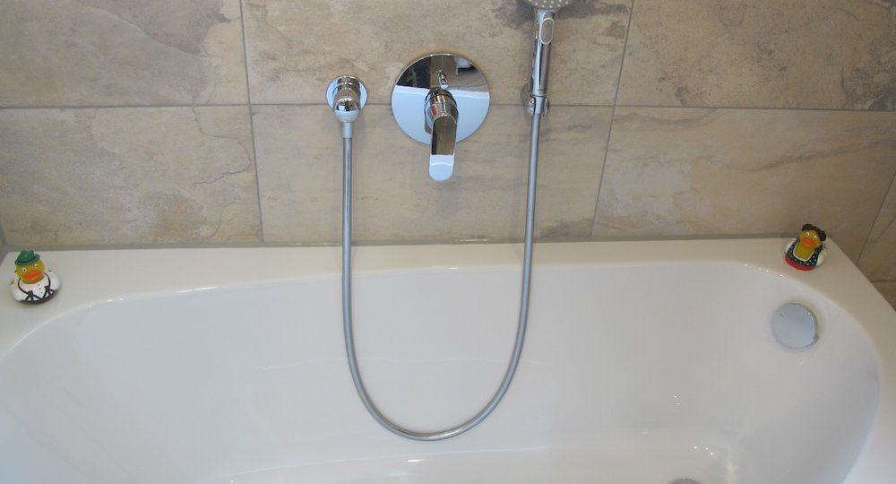 eins-fuffzig-challenge-textett-badewanne-150-cm-lang